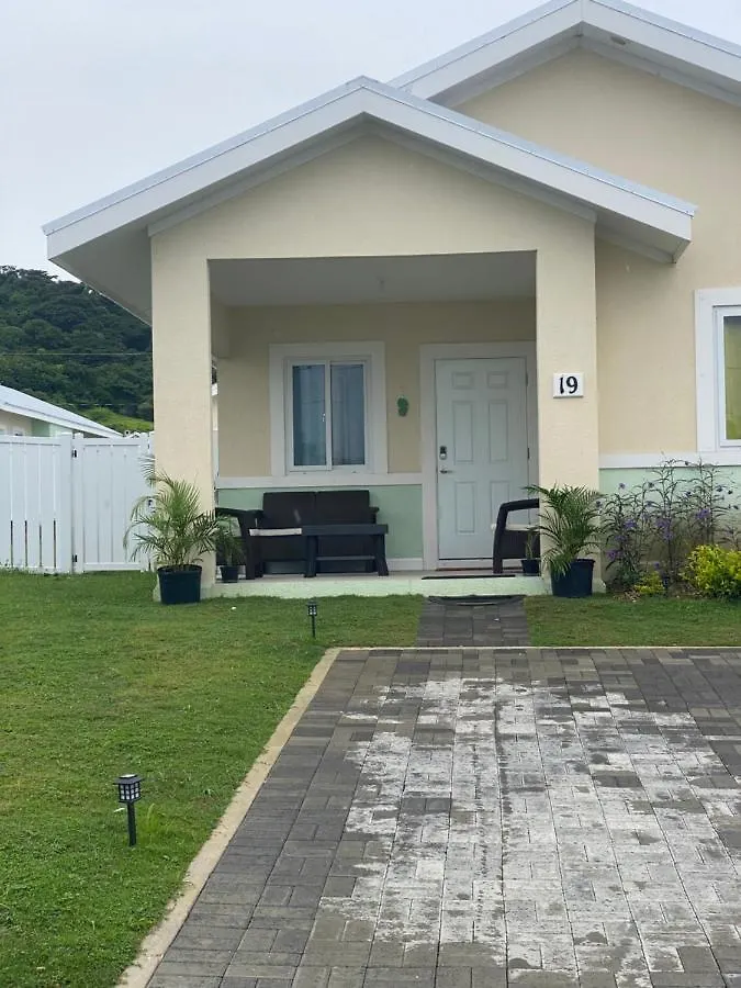 Natalia'S Sweet Oasis Apartment Lucea 0*,